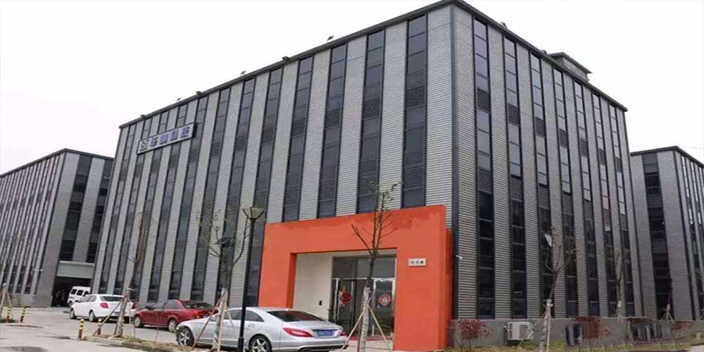 寧夏 ** 石化有限公司用高服自動(dòng)排渣過濾機(jī)給液蠟去色、除雜